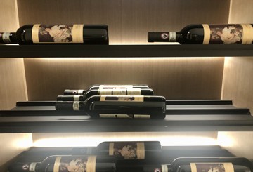 家里的橱柜灯有用吗